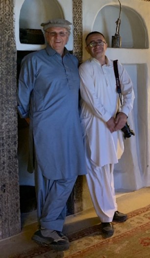Mark and Shifa in their Shalwar Kamiz outfits.